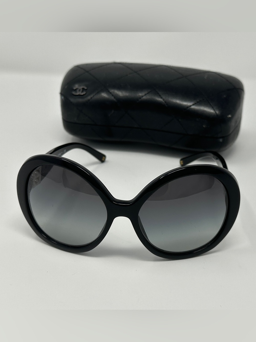 Authentic Chanel Pearl Black Oversized Round Sunglasses